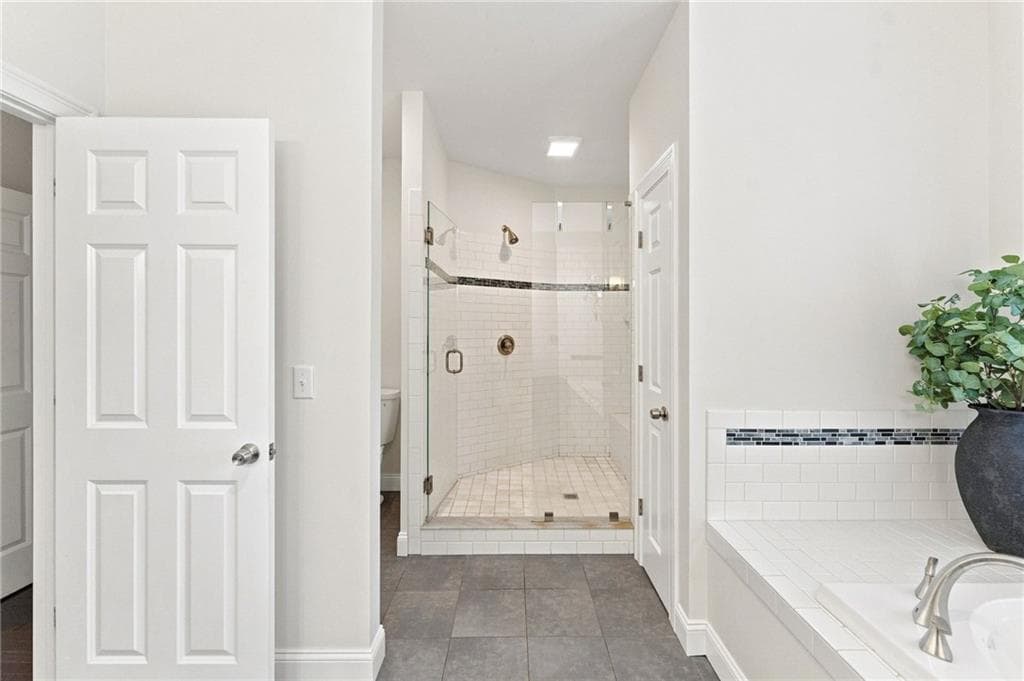 Single Family Residence at 919 A Ten Rod Rd Road, Exeter, photo 35 of 50