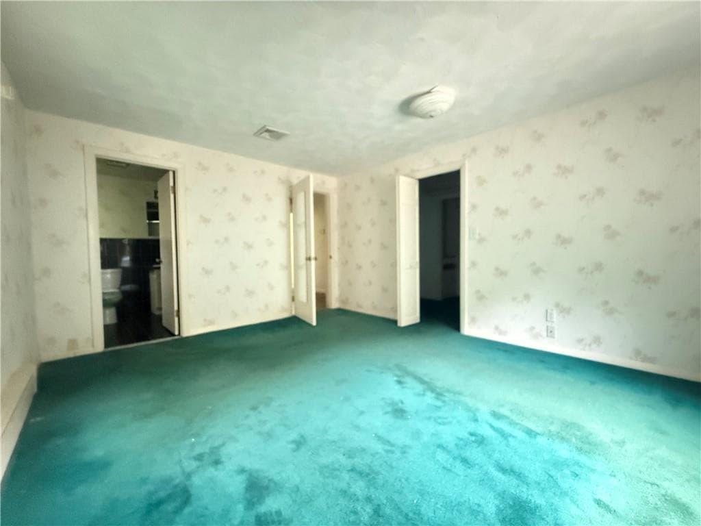 243 Deerfield Road photo 16