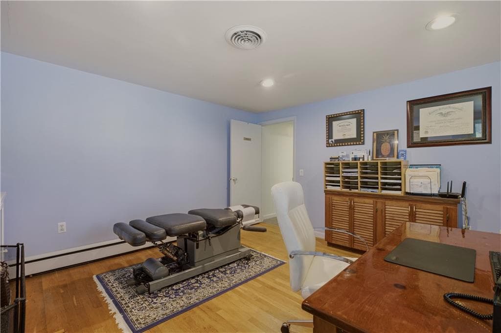 5544 Post Road photo 14