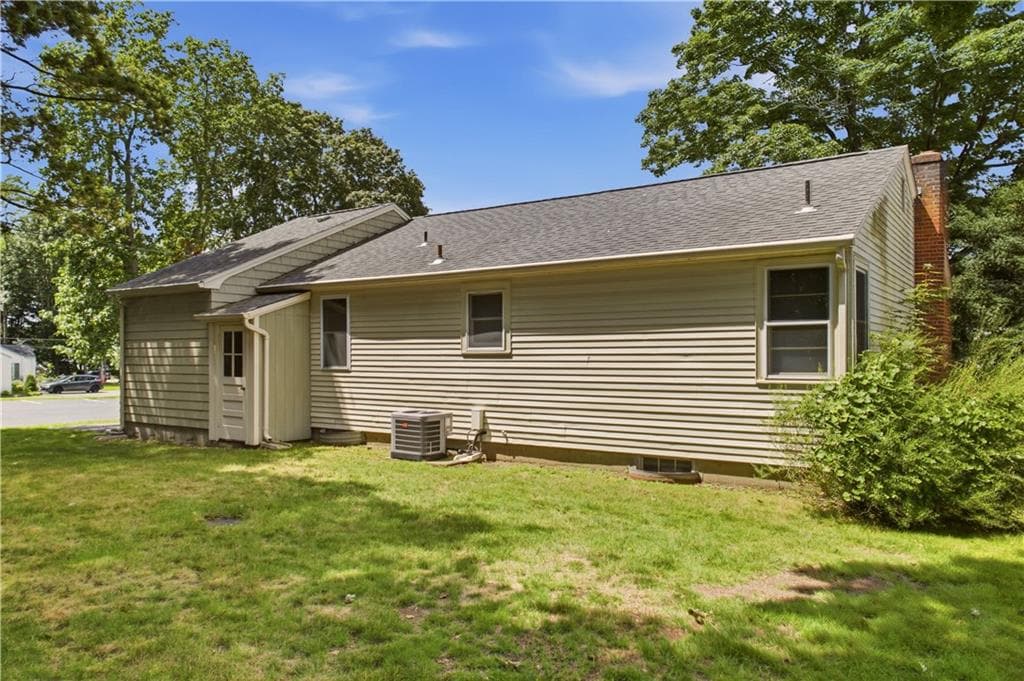 5544 Post Road photo 37