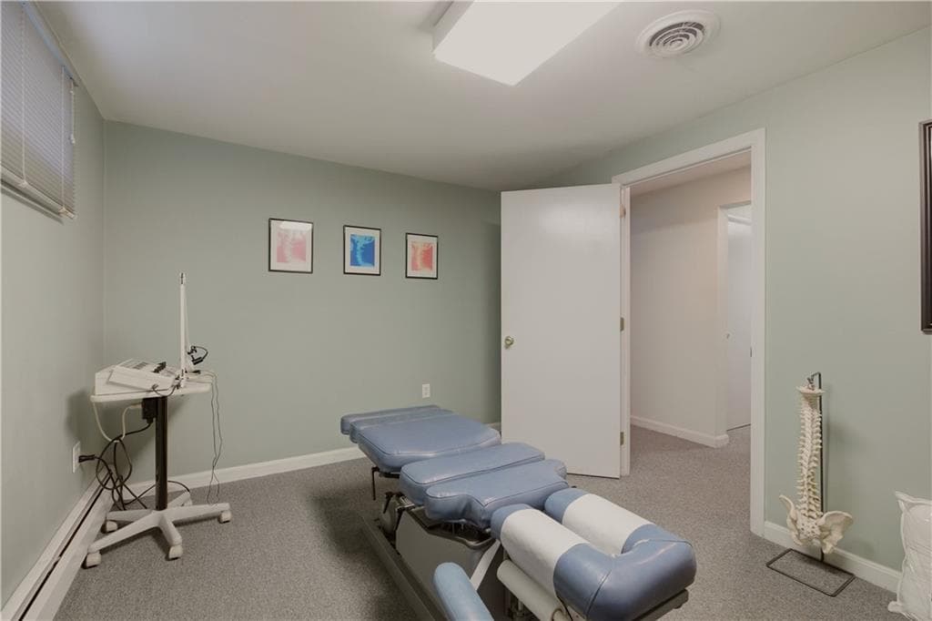 5544 Post Road photo 11