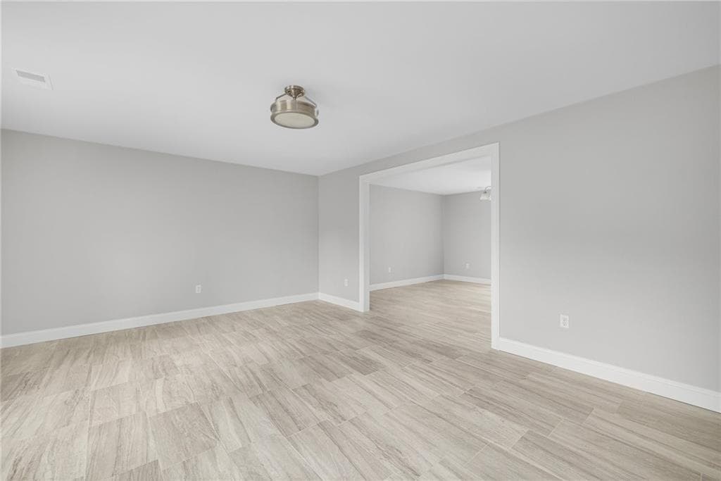 299 Palmer Avenue photo 8