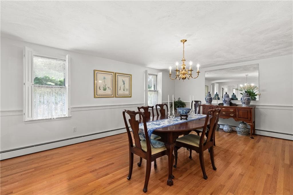 Single Family Residence at 46 Middle Road, East Greenwich, photo 5 of 46