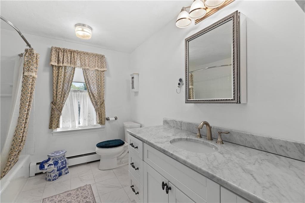 Single Family Residence at 46 Middle Road, East Greenwich, photo 24 of 46
