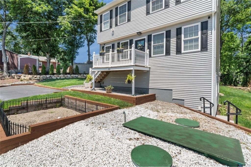 44 Dion Avenue photo 2