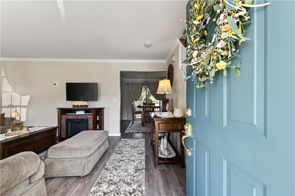 735 Willett Avenue UNIT 305 photo 3