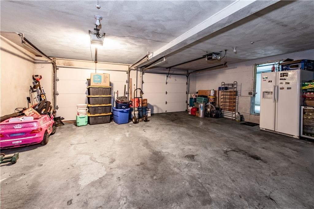 136 Jenckes Hill Road photo 25