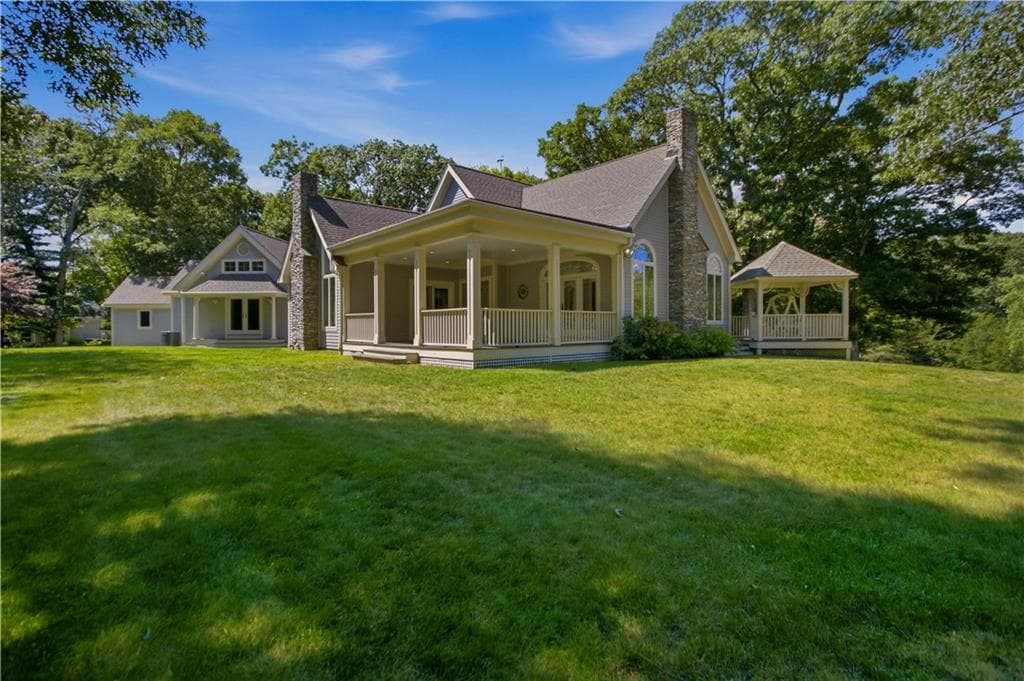 242 Church Pond Drive photo 3