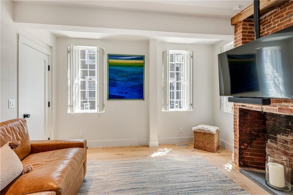 Single Family Residence at 119 Spring Street, Newport, photo 15 of 49