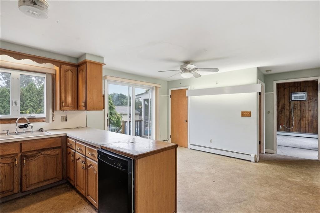 Single Family Residence at 51 Argonne Street, Johnston, photo 10 of 33