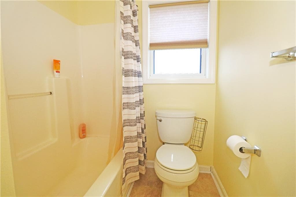 359 Main Road photo 37