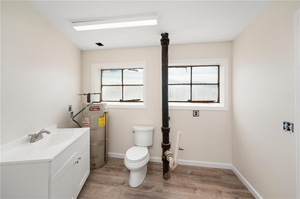 250 Manville Road photo 3