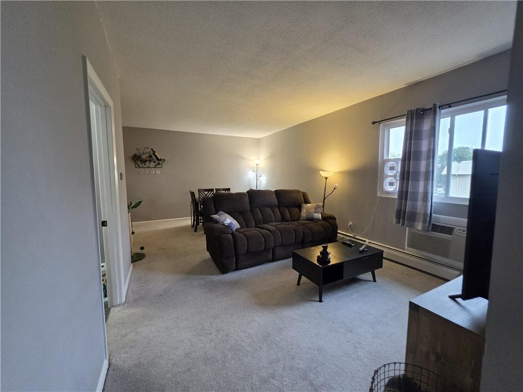 Condominium at 94 Cowesett Avenue UNIT 28, West Warwick, photo 7 of 19