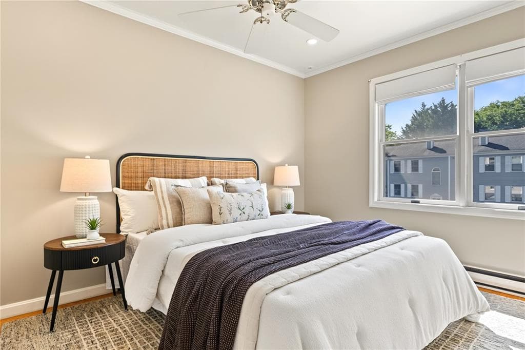 Condominium at 505 Clarks Row, Bristol, photo 13 of 36