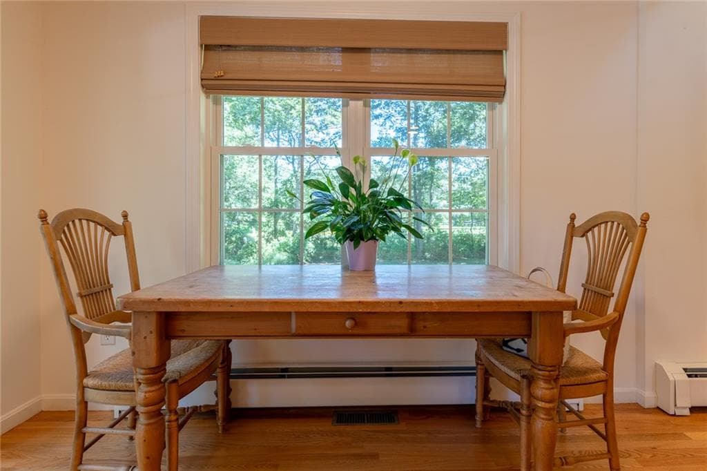 Single Family Residence at 9 Jessica Lane, Narragansett, photo 16 of 39