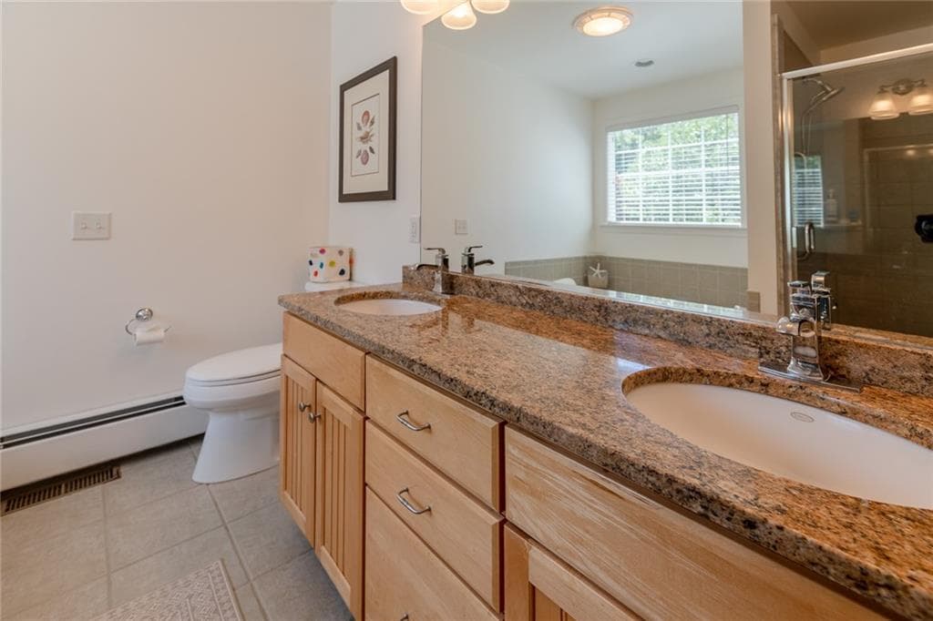 Single Family Residence at 9 Jessica Lane, Narragansett, photo 24 of 39