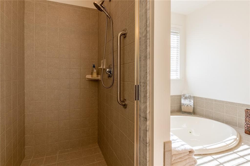 Single Family Residence at 9 Jessica Lane, Narragansett, photo 25 of 39