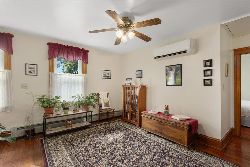 19 Bouvier Avenue photo 29