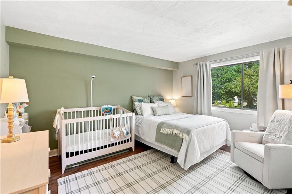 Condominium at 125 Van Zandt Avenue UNIT 201, Newport, photo 23 of 47