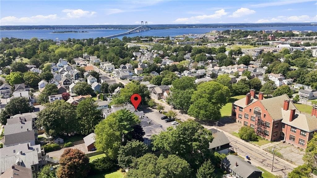 Condominium at 125 Van Zandt Avenue UNIT 201, Newport, photo 16 of 47