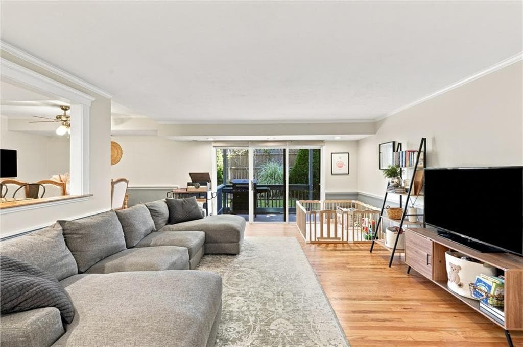Condominium at 125 Van Zandt Avenue UNIT 201, Newport, photo 3 of 47