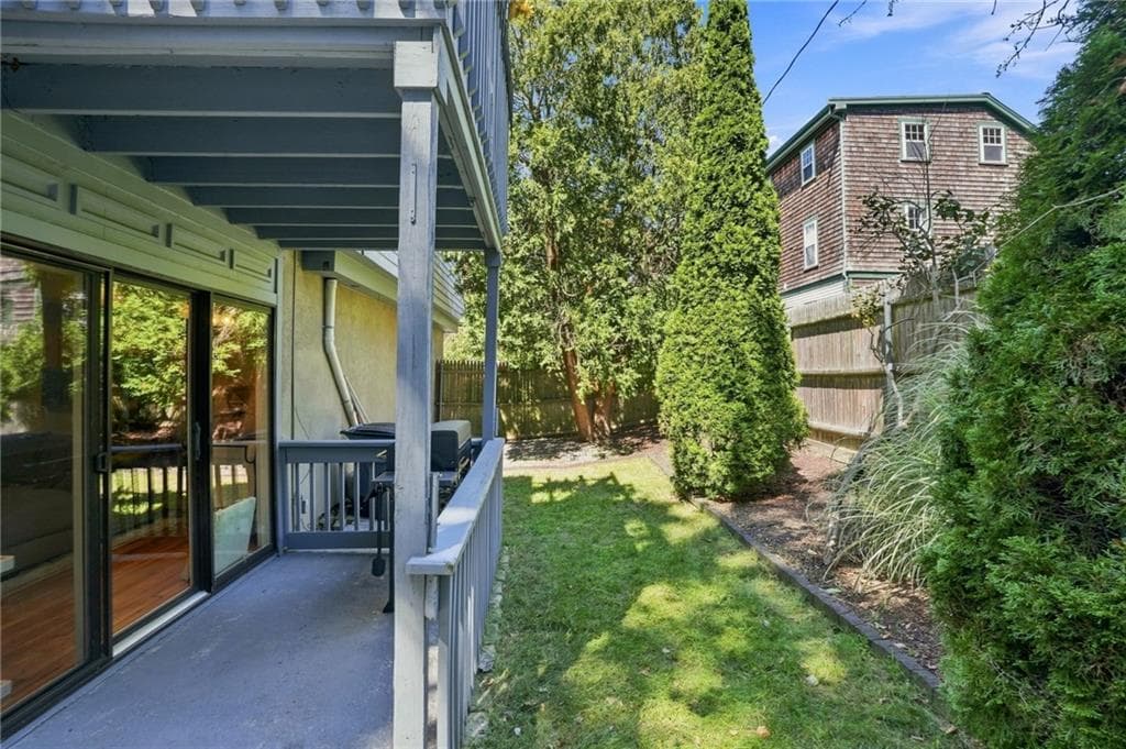 Condominium at 125 Van Zandt Avenue UNIT 201, Newport, photo 38 of 47