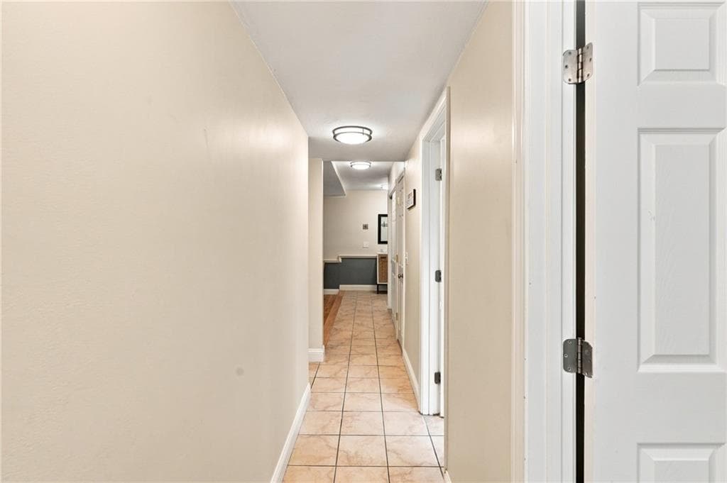 Condominium at 125 Van Zandt Avenue UNIT 201, Newport, photo 29 of 47