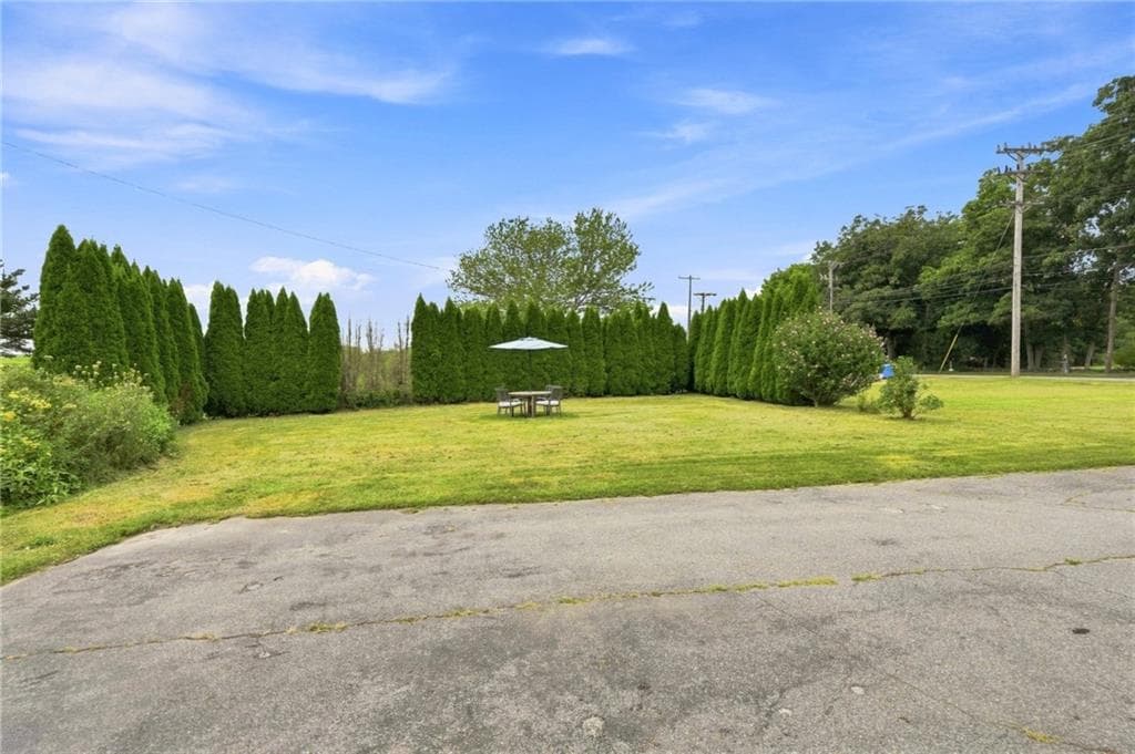 481 Oliphant Lane photo 48