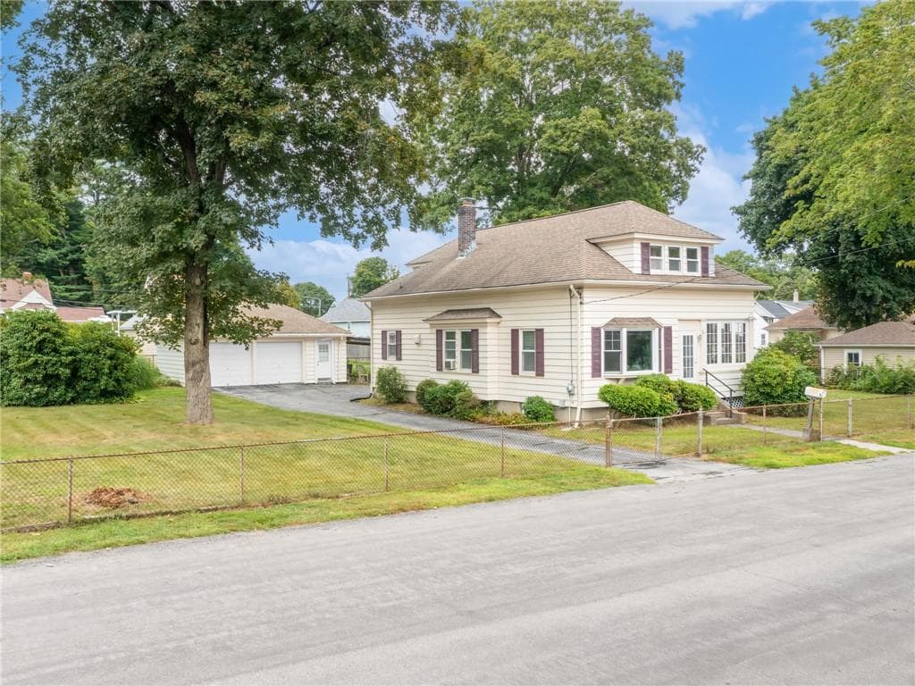 3 Diana Avenue