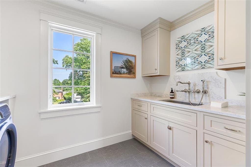 310 Blackstone Boulevard photo 32