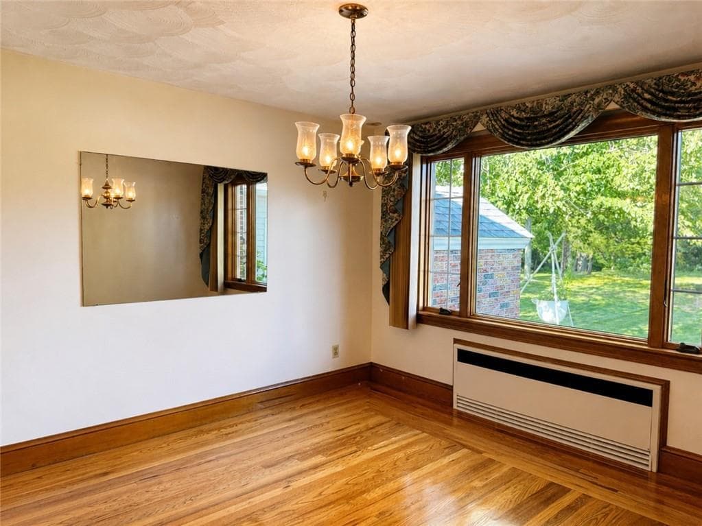 Single Family Residence at 415 George Waterman Road, Providence, photo 9 of 30