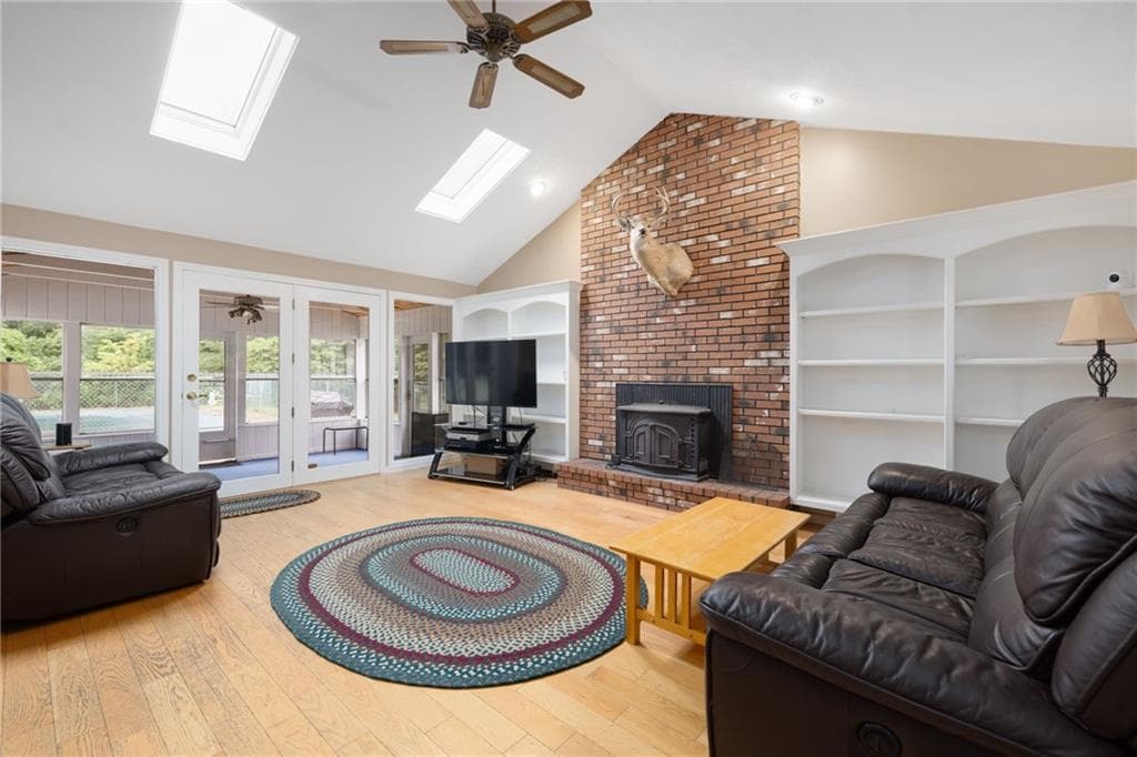 29 Suddard Lane photo 16