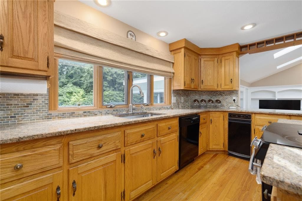 29 Suddard Lane photo 11