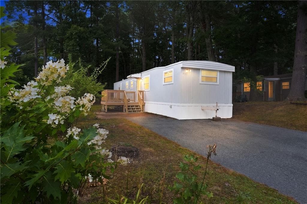 77 Hillside Drive