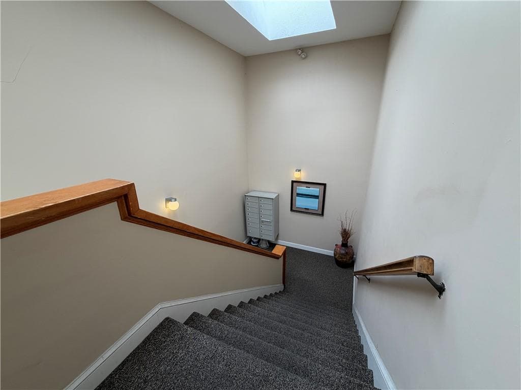 615 Jefferson Boulevard UNIT A201-202 photo 5
