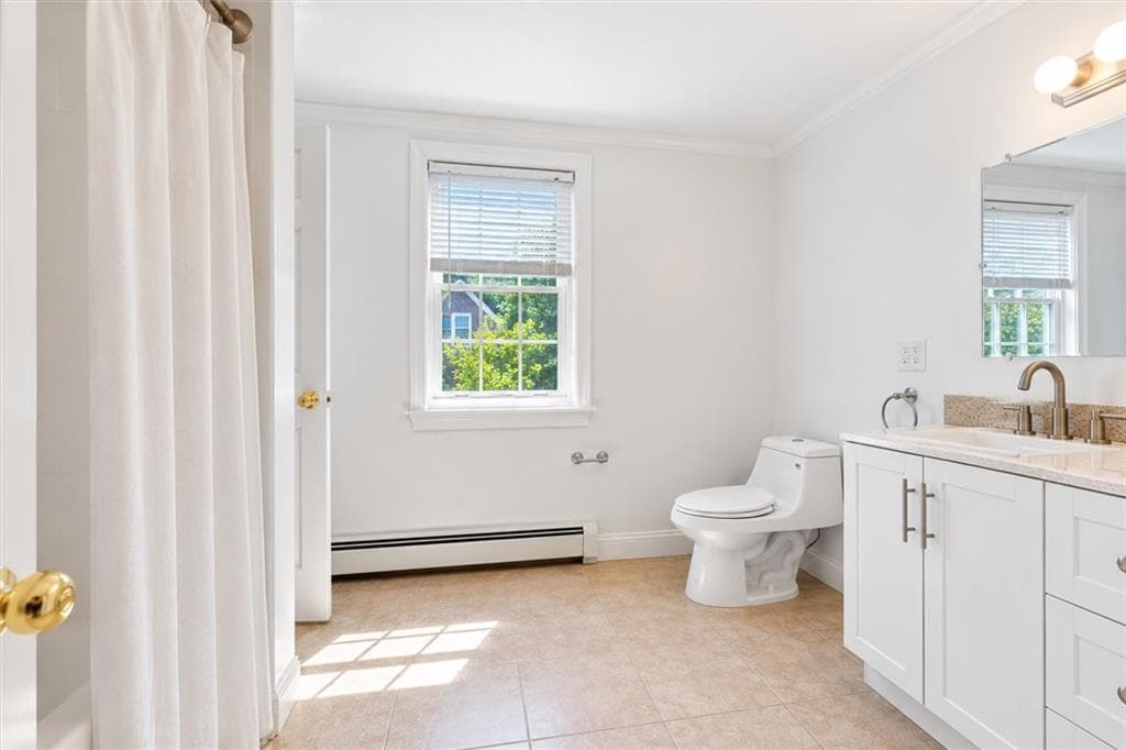 Condominium at 17 Bank Street UNIT D, Warwick, photo 25 of 44