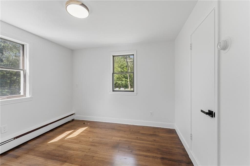Single Family Residence at 430 Ten Rod Road, Exeter, photo 17 of 31