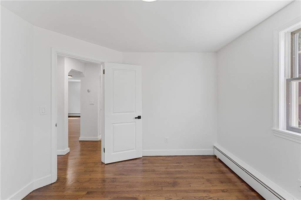 Single Family Residence at 430 Ten Rod Road, Exeter, photo 18 of 31