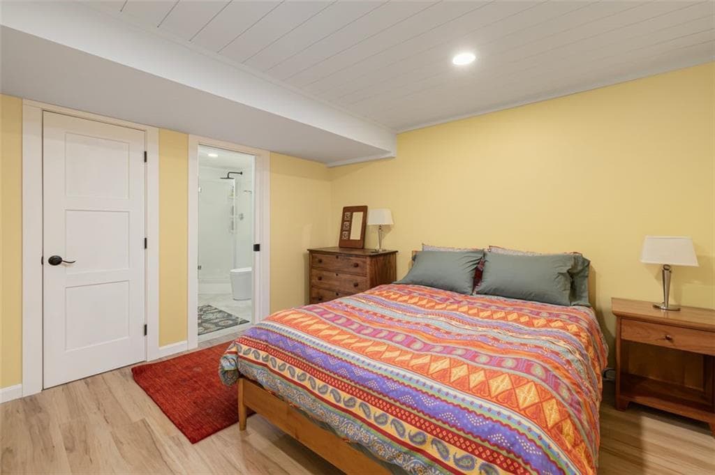 Condominium at 156 Driver Lane, South Kingstown, photo 27 of 36