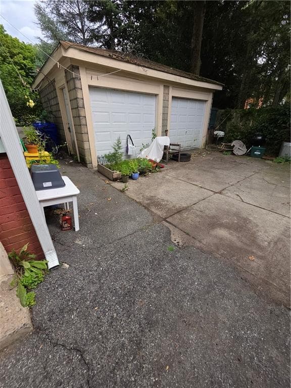 Multi Family at 45 47 Carrington Avenue, Providence, photo 24 of 26
