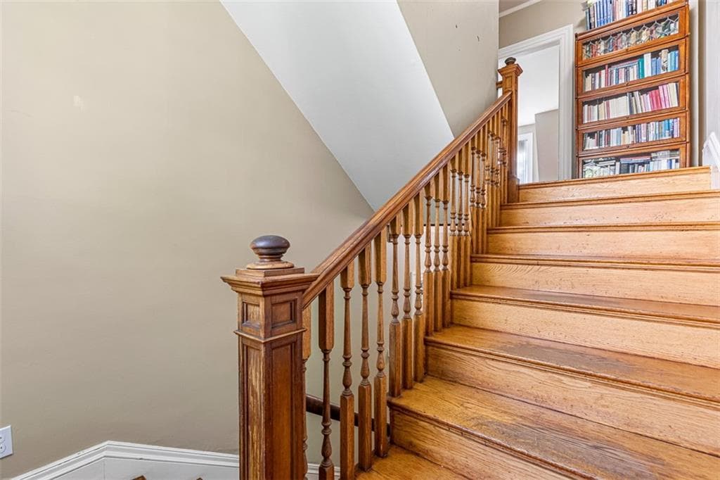 Single Family Residence at 248 Morris Avenue, Providence, photo 22 of 50