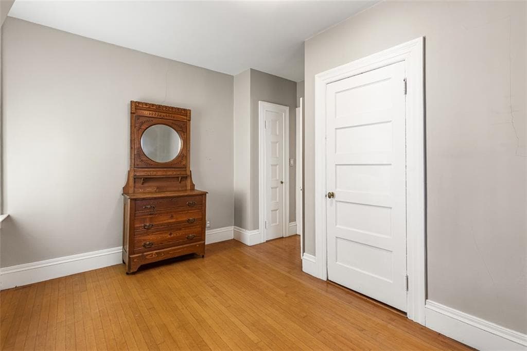 Single Family Residence at 248 Morris Avenue, Providence, photo 28 of 50