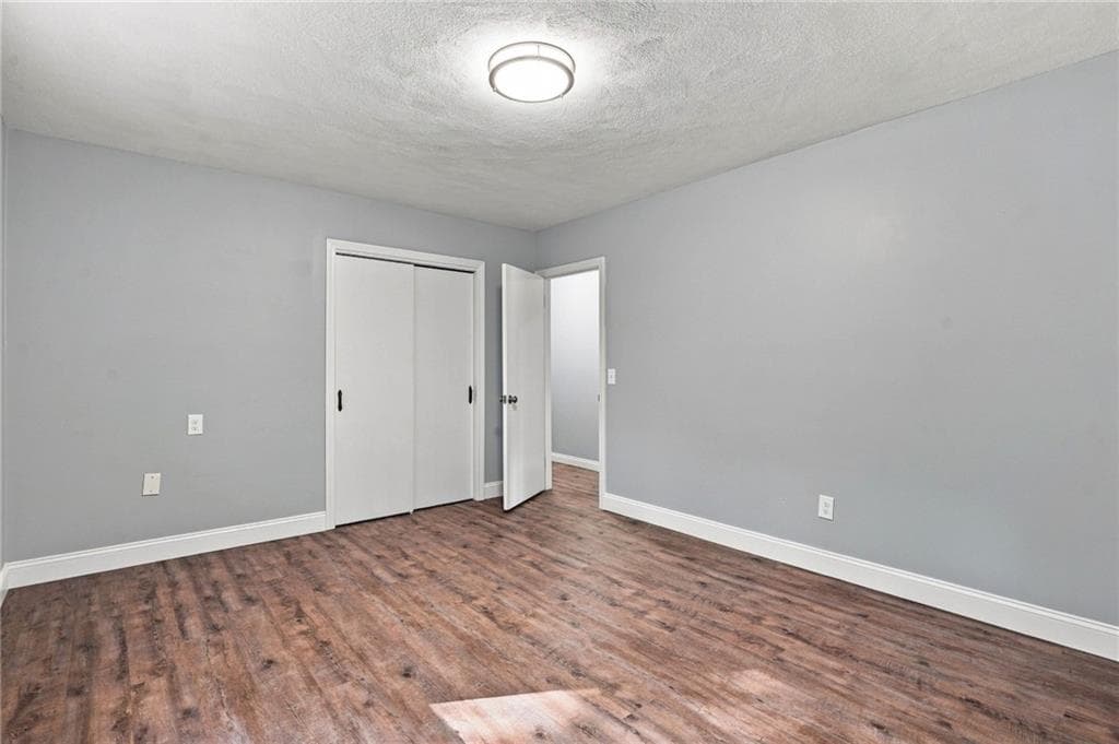 Single Family Residence at 154 Spring Valley Drive, East Greenwich, photo 20 of 29