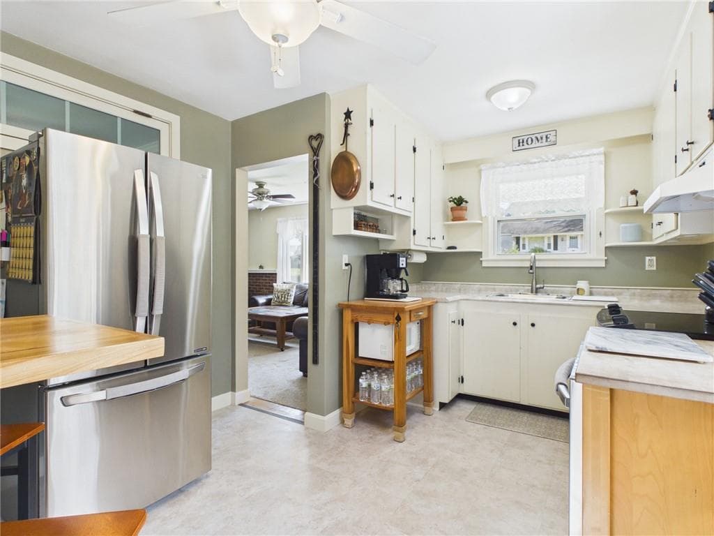 Single Family Residence at 96 Lepes Road, Tiverton, photo 20 of 35