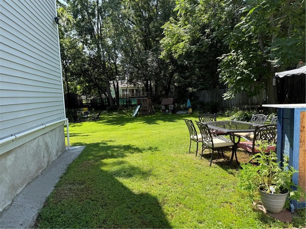 Single Family Residence at 8 Rathbun Street, West Warwick, photo 7 of 32