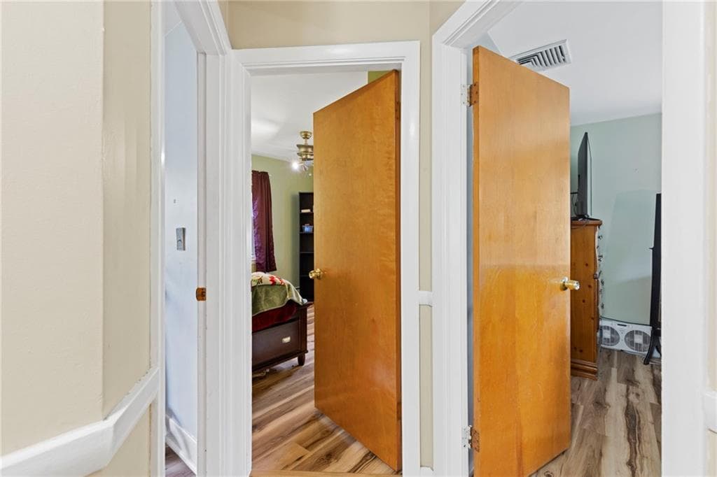 Single Family Residence at 30 Farnum Road, Warwick, photo 21 of 46