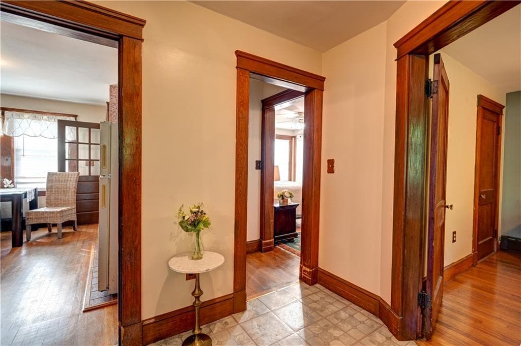 Single Family Residence at 222 Peckham Avenue, Middletown, photo 20 of 27