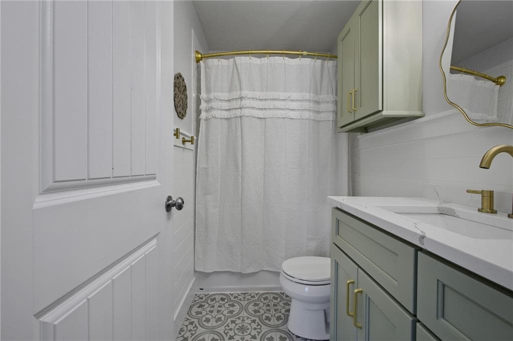 Single Family Residence at 66 Christopher Street, Providence, photo 11 of 19