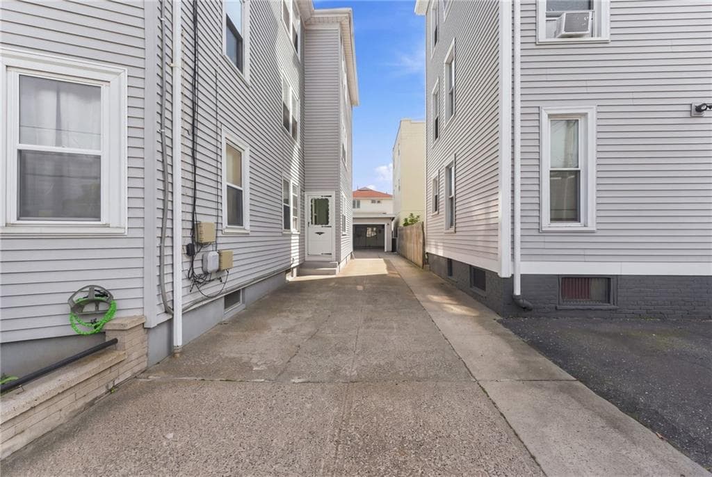 Multi Family at 16 Fales Street, Central Falls, photo 4 of 39