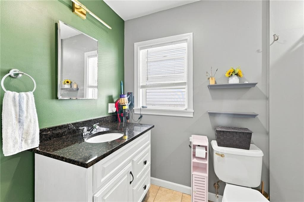 Single Family Residence at 353 Smithfield Avenue, Pawtucket, photo 9 of 22